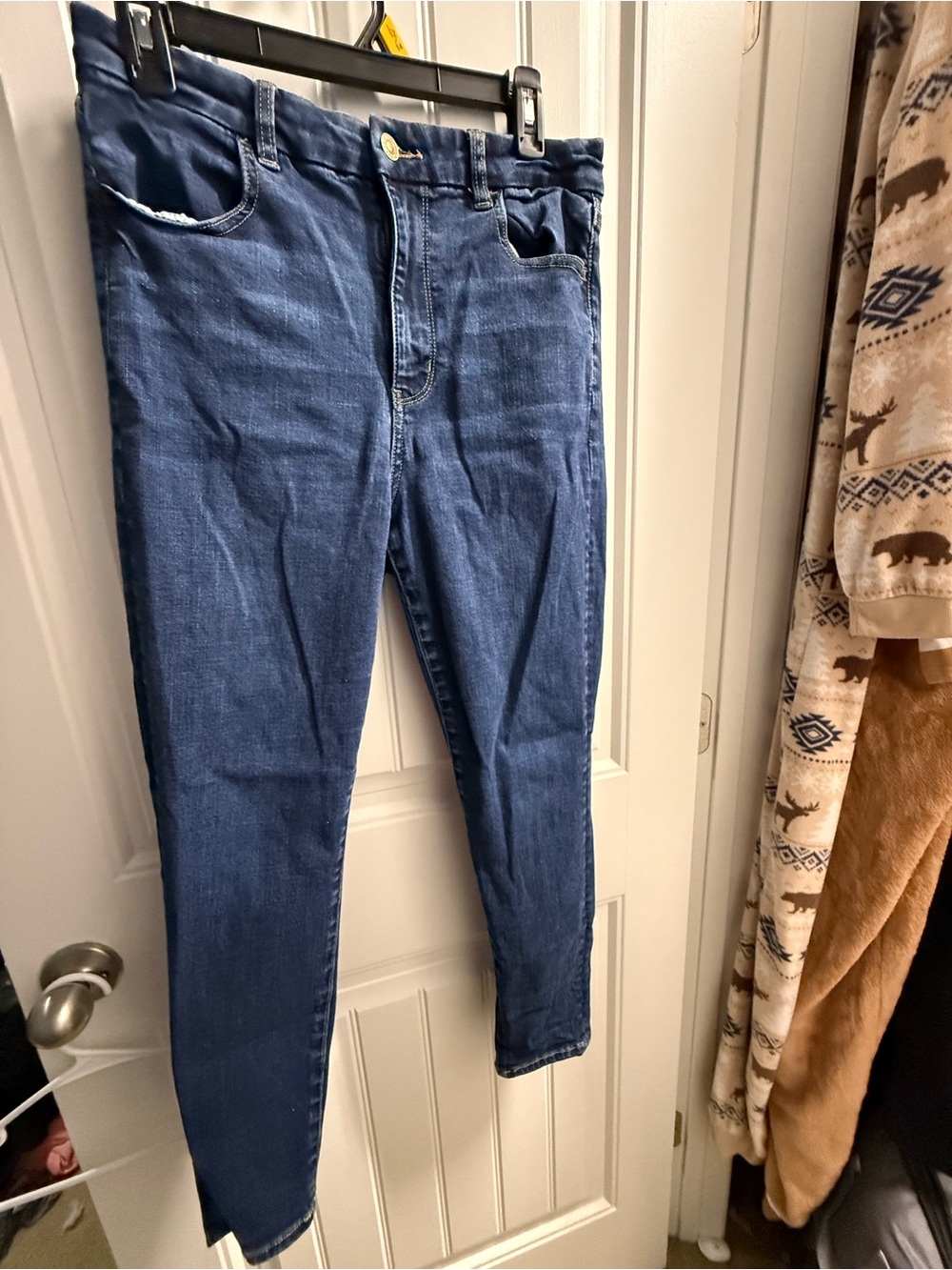 American Eagle Outfitters Men’s Skinny Jeans in Dark Blue Wash